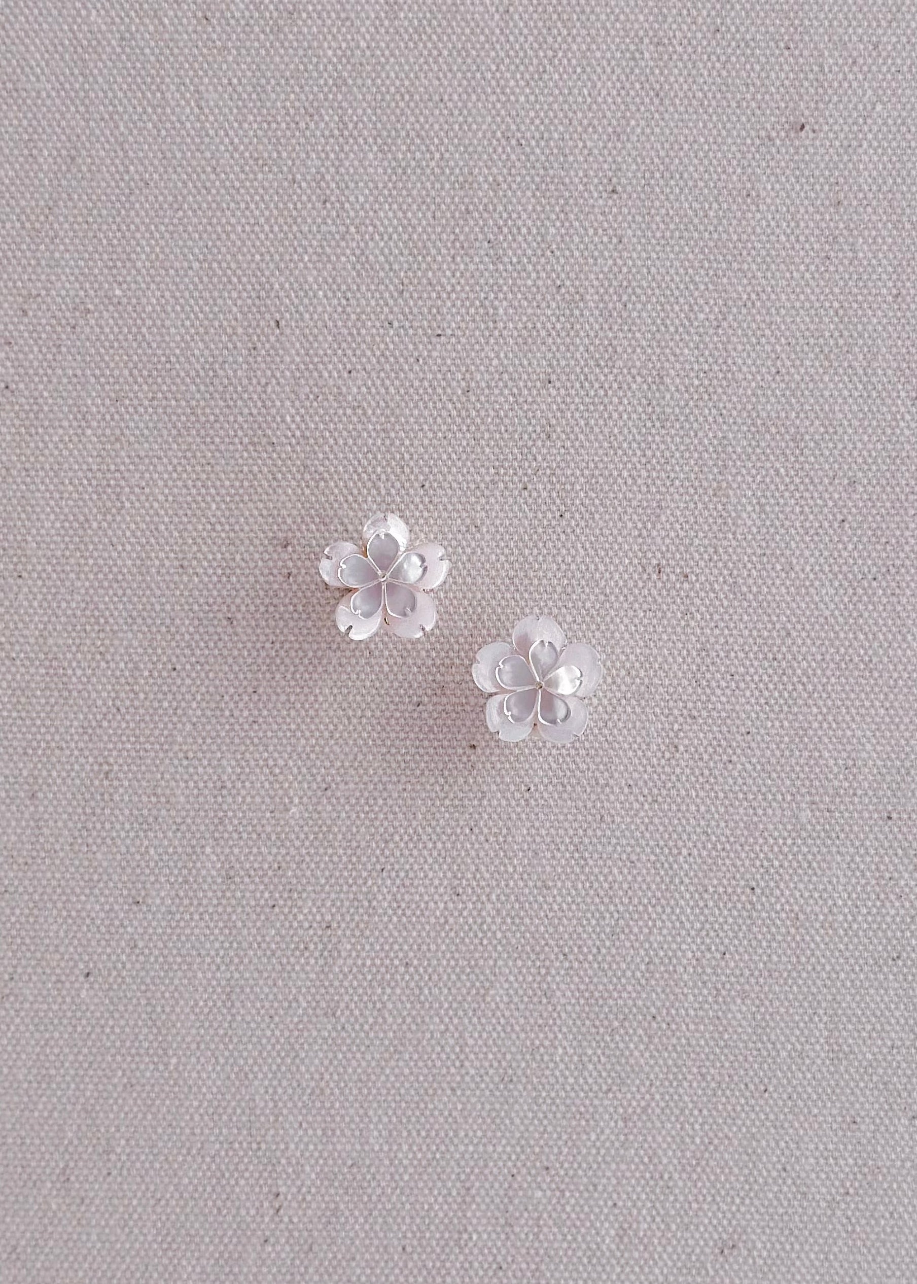 The Shiraotae Cherry Earrings